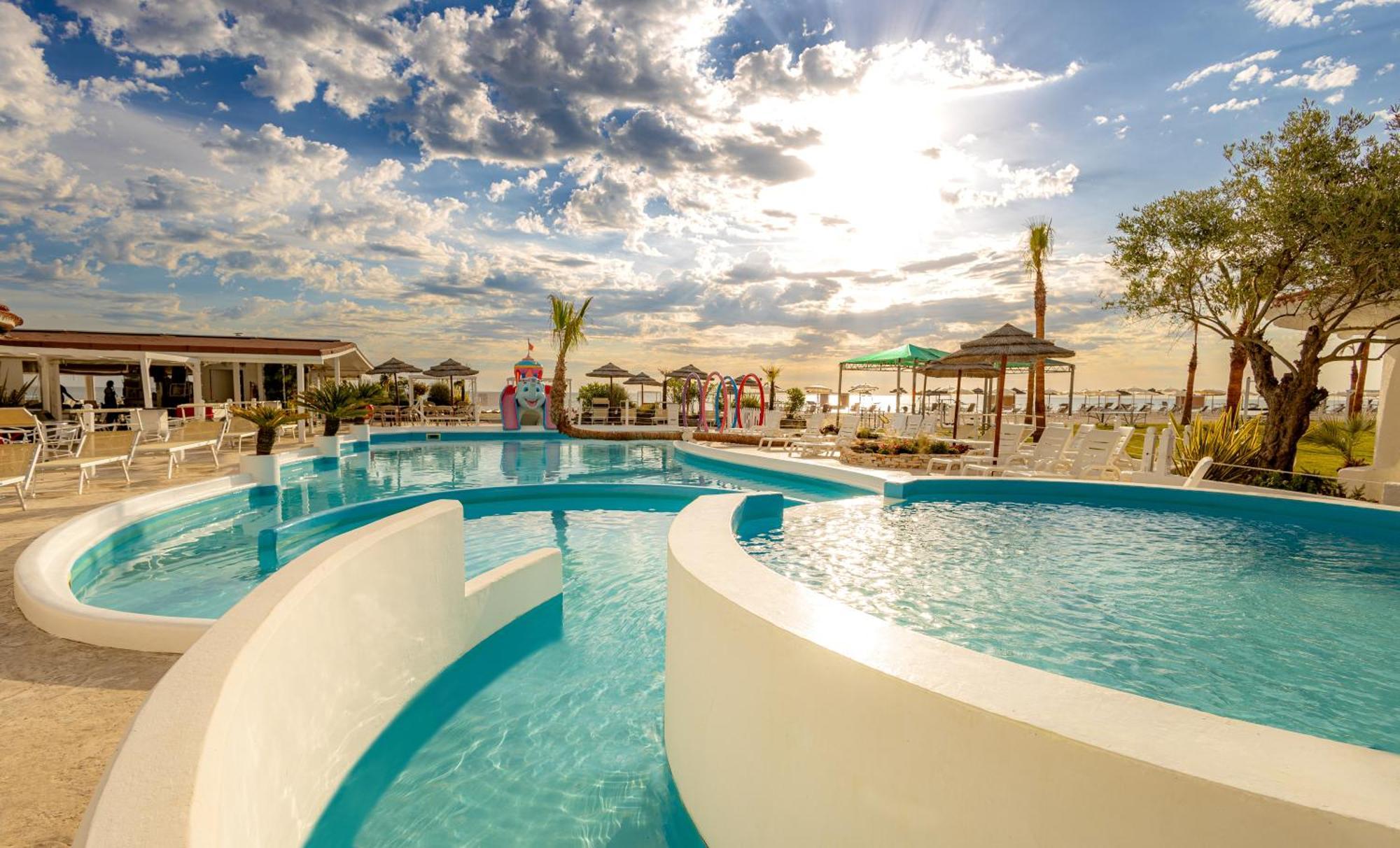 Cala Nostra Resort Маротта Экстерьер фото